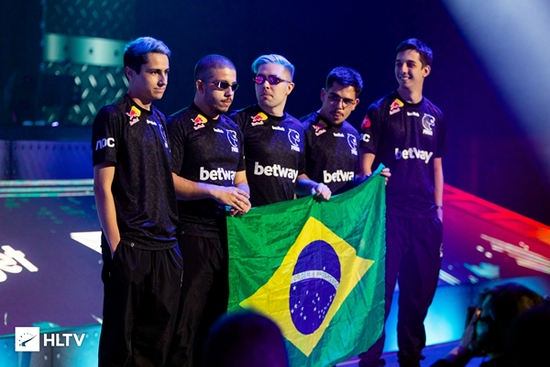 确保了Major 传奇组的一个种子席位 潮牌冬季如何御寒提醒（HLTV10月CSGO世界排名：G2重新崛起 A队落至第19）