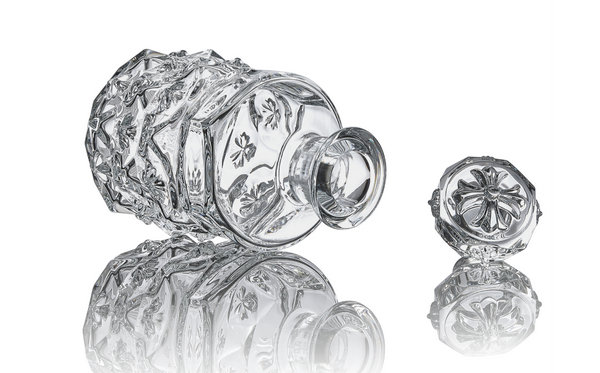  Chrome Hearts x Baccarat 合作系列 已于 Chrome Hearts 官方网站发售 潮牌游戏互动（再度合作！克罗心 x Baccarat 最新联名系列发售）