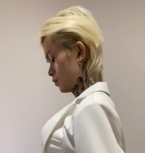 很多小伙伴还不了解白色死神这位颜色战神和其他的颜色战神有什么不同 2022冬季潮牌新款推荐（白色死神是什么梗？白色死神梗出处介绍）