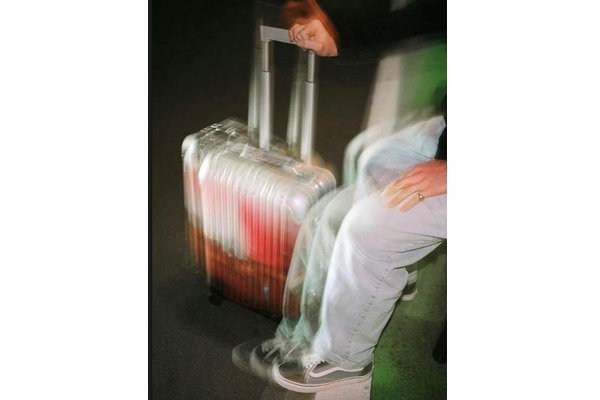 PALACE x RIMOWA联名旅行箱.jpg