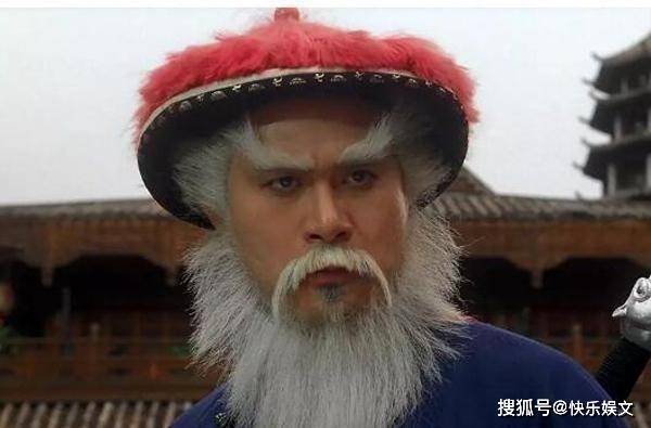 表情动作都做得非常到位 哪种潮牌品牌比较好看？（徐锦江回香港探亲访友 与罗家英等昔日好友欢聚）