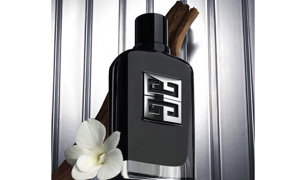 与采自法国中部的野生水仙花相融合 2022冬季潮牌新款推荐（GIVENCHY 2023 新款男士香水即将发售）