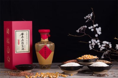  3、外观颜值区别 最后是两者包装外观的颜值差别 潮牌冬季如何御寒提醒（谷养康陶藏壹号和叁号的区别是什么）