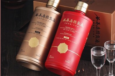 落口以后味道醇香而绵甜 潮牌冬季如何御寒提醒（谷养康红装年轮酒多少钱一瓶）