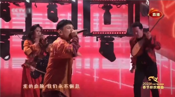 融入到了自己音乐 玩家最喜爱潮牌有哪些？（艾热，把爱都献给新疆）