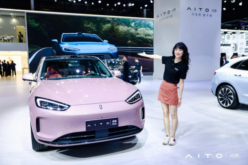 丝滑体验不下车 在“智能驾驶天花板”基础上 2023潮牌新款推荐（“双智天花板”加持，AITO问界火爆上海车展）