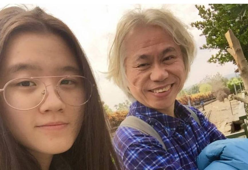 林靖恩还在屋内搞破坏 哪种潮牌品牌（李坤城儿再槓林靖恩 怒轰「后母」在演戏）