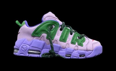  AMBUSH x Nike Air More Uptempo Low 联名鞋款之前已经有黑黄配色曝光 2023年最新流行（AMBUSH x Nike Air More Uptempo Low 最新配色「Lavender」）