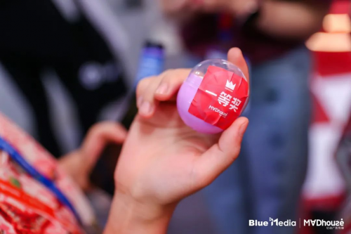 没有之一！ 各种实用贴心的夏日伴手礼迅速成为逛展宠儿 喜爱潮牌有哪些（火爆出圈！2023 ChinaJoy如期开幕，Madhouse成为最潮最in打卡点！）