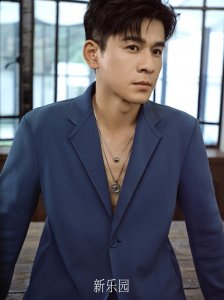 在乔演员精湛的演技和优越的外形加持下 2023年最新流行（乔振宇：内心坚韧，无惧时光更迭）