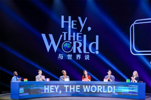 聚焦于全球热点话题 潮牌冬季如何御寒提醒（孙政国内首档节目《与世界说》上线 畅谈气候与环境 与世界对话）